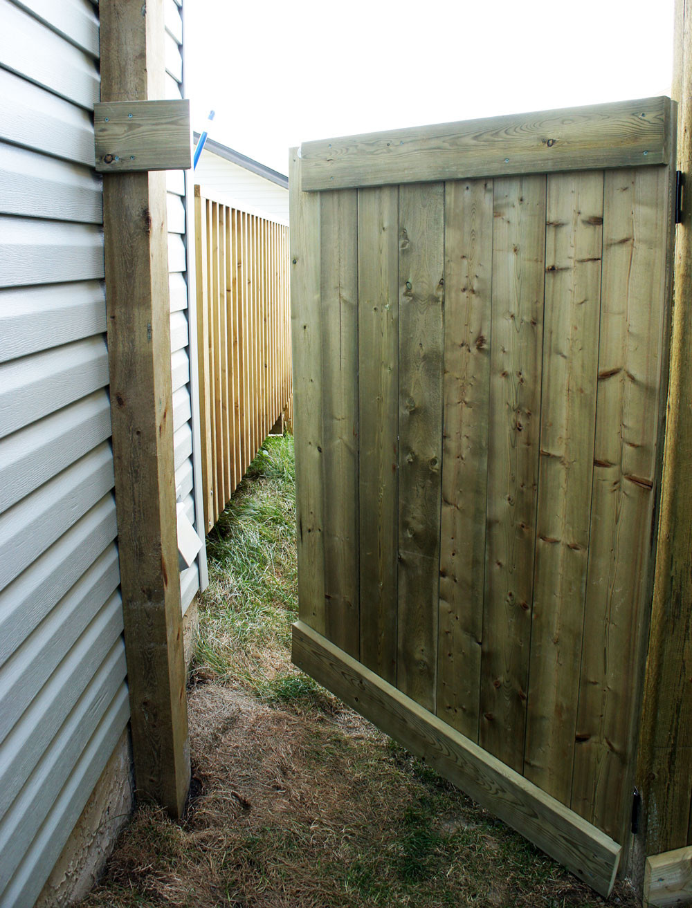 Best ideas about DIY Fence Gate
. Save or Pin i d l e w i f e DIY invisible gate Now.