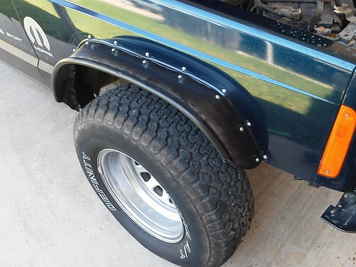 Best ideas about DIY Fender Flares
. Save or Pin Jeep Cherokee XJ 1997 to 2001 Fender Flare Modifications Now.