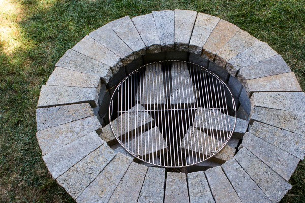 Best ideas about DIY Fire Pit Grill Grate
. Save or Pin Backyard Projects Now.
