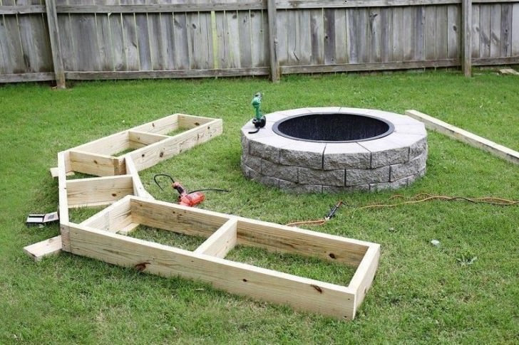 Best ideas about DIY Fire Pit Seating
. Save or Pin DIY Circle Bench Around Your Fire Pit 1001 Gardens Now.