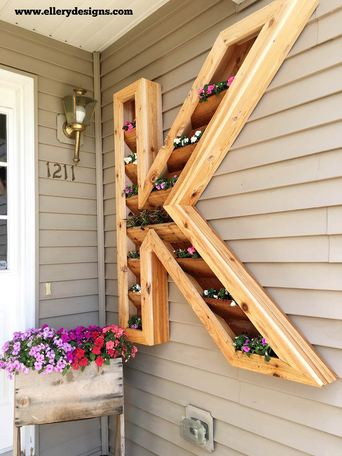 Best ideas about DIY Flower Box
. Save or Pin 32 Best DIY Pallet and Wood Planter Box Ideas and Designs Now.