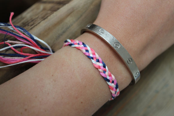 Best ideas about DIY Friendship Bracelets
. Save or Pin DIY Friendship Bracelets 5 Strand Braid The Stripe Now.