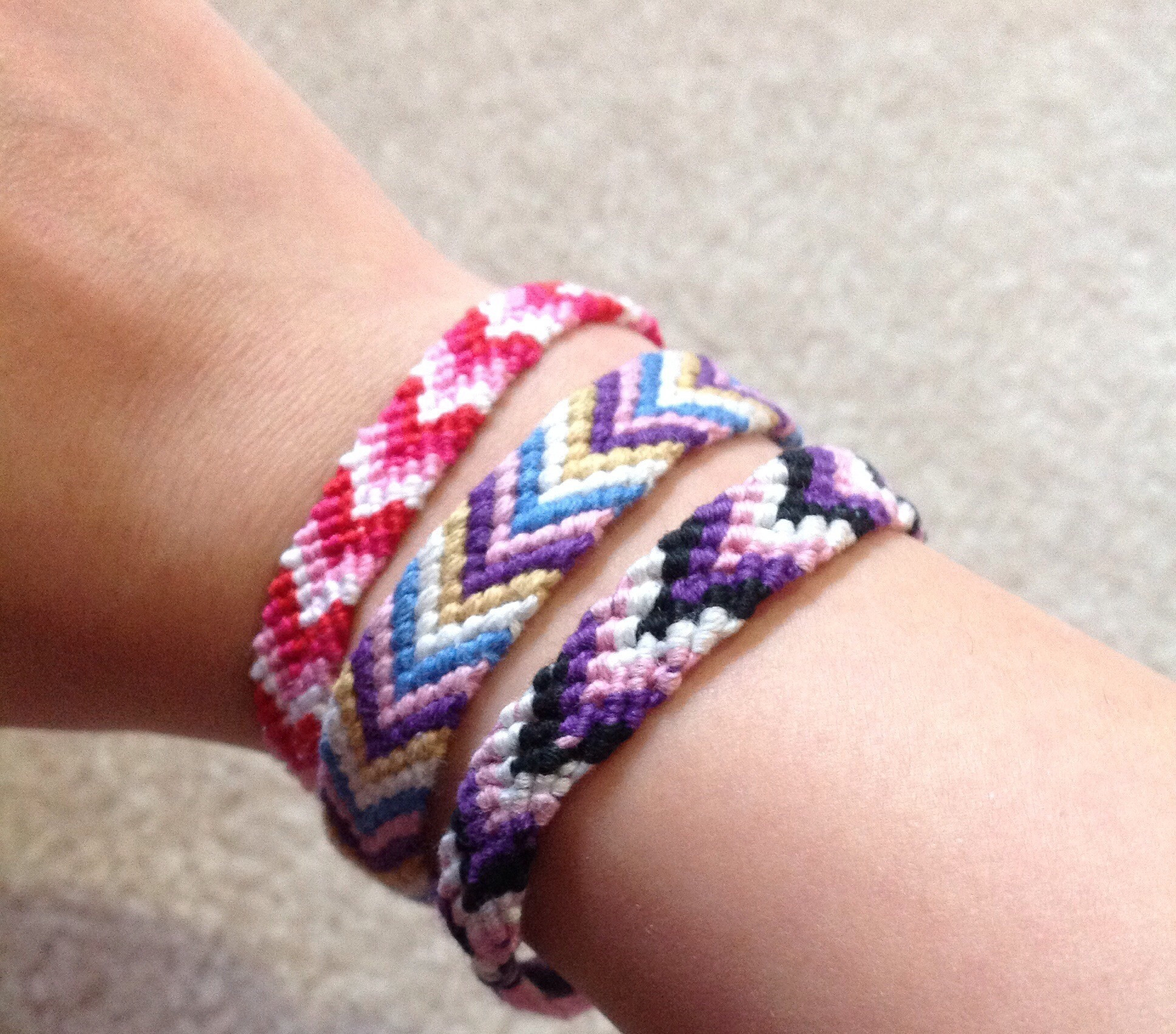 Best ideas about DIY Friendship Bracelets
. Save or Pin DIY Chevron Friendship Bracelet Now.