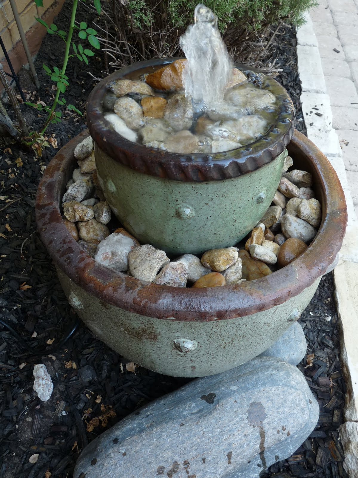 Best ideas about DIY Garden Fountain
. Save or Pin The Happy Homebo s DIY Flower Pot Fountain Now.