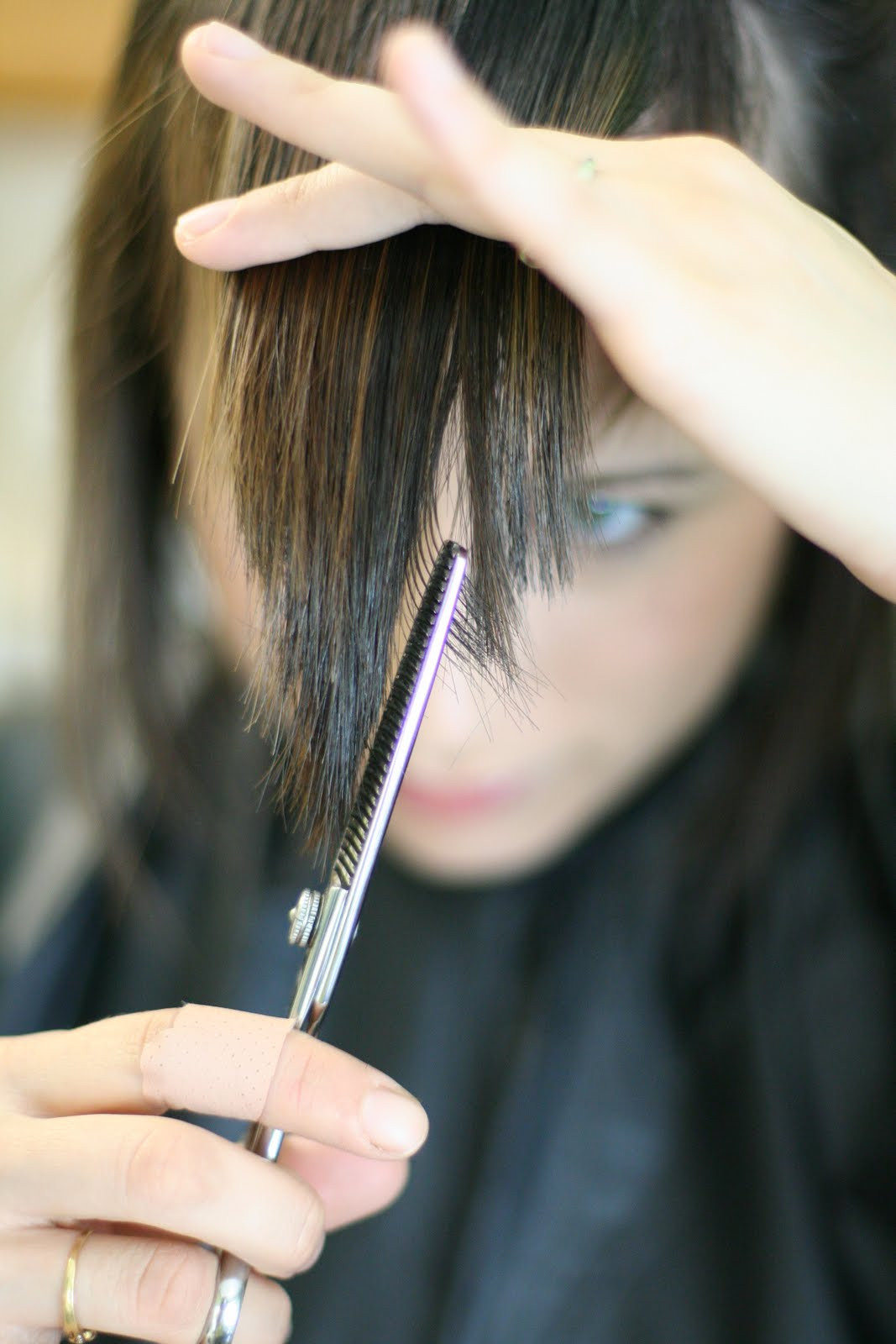 Best ideas about DIY Hair Trim
. Save or Pin Beautiful DIY How To Cut Side Bangs Now.