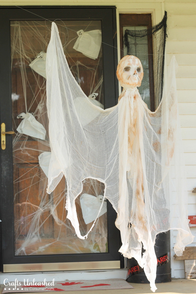 Best ideas about DIY Halloween Decorations Outdoor
. Save or Pin DIY Outdoor Halloween Decorations Hanging Mummy Ghost Now.