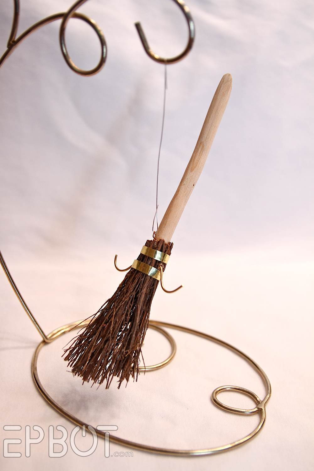 Best ideas about DIY Harry Potter Broom
. Save or Pin EPBOT DIY Harry Potter Quidditch Broom Ornaments Now.