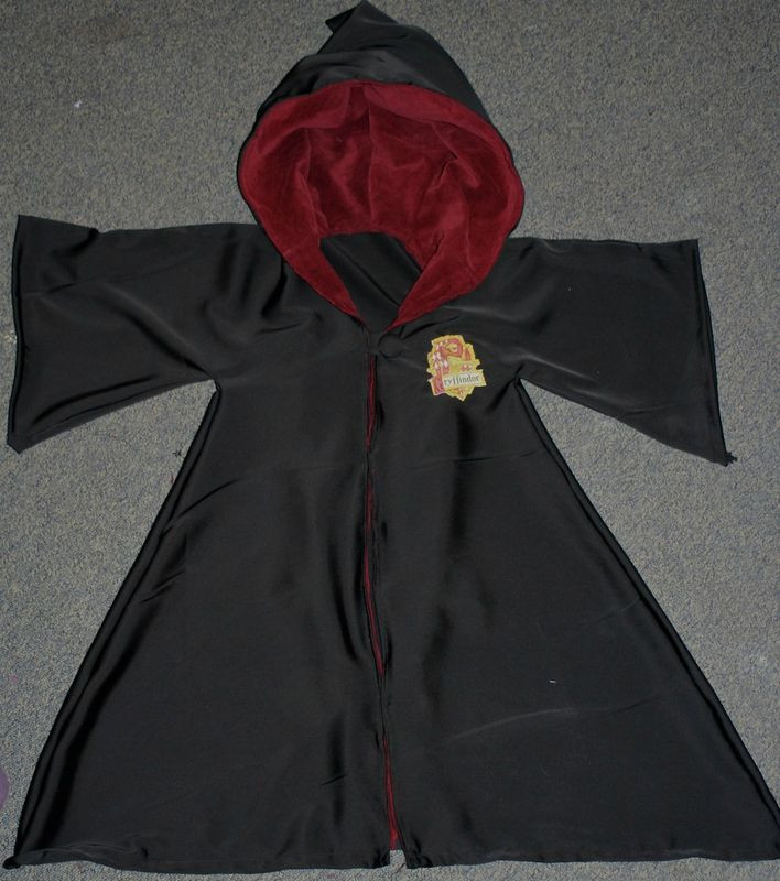 Best ideas about DIY Harry Potter Robe
. Save or Pin 25 best ideas about Harry potter cape on Pinterest Now.