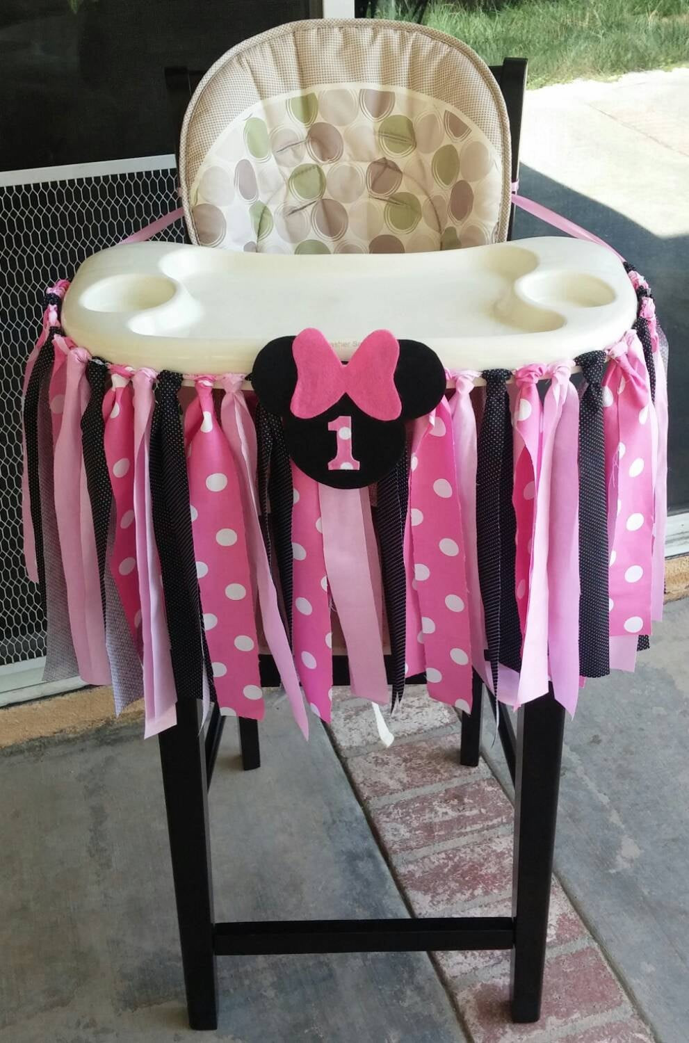 Best ideas about DIY High Chair Banner
. Save or Pin Pink Minnie Mouse Fabric High Chair Banner by ThreeLittleTots Now.