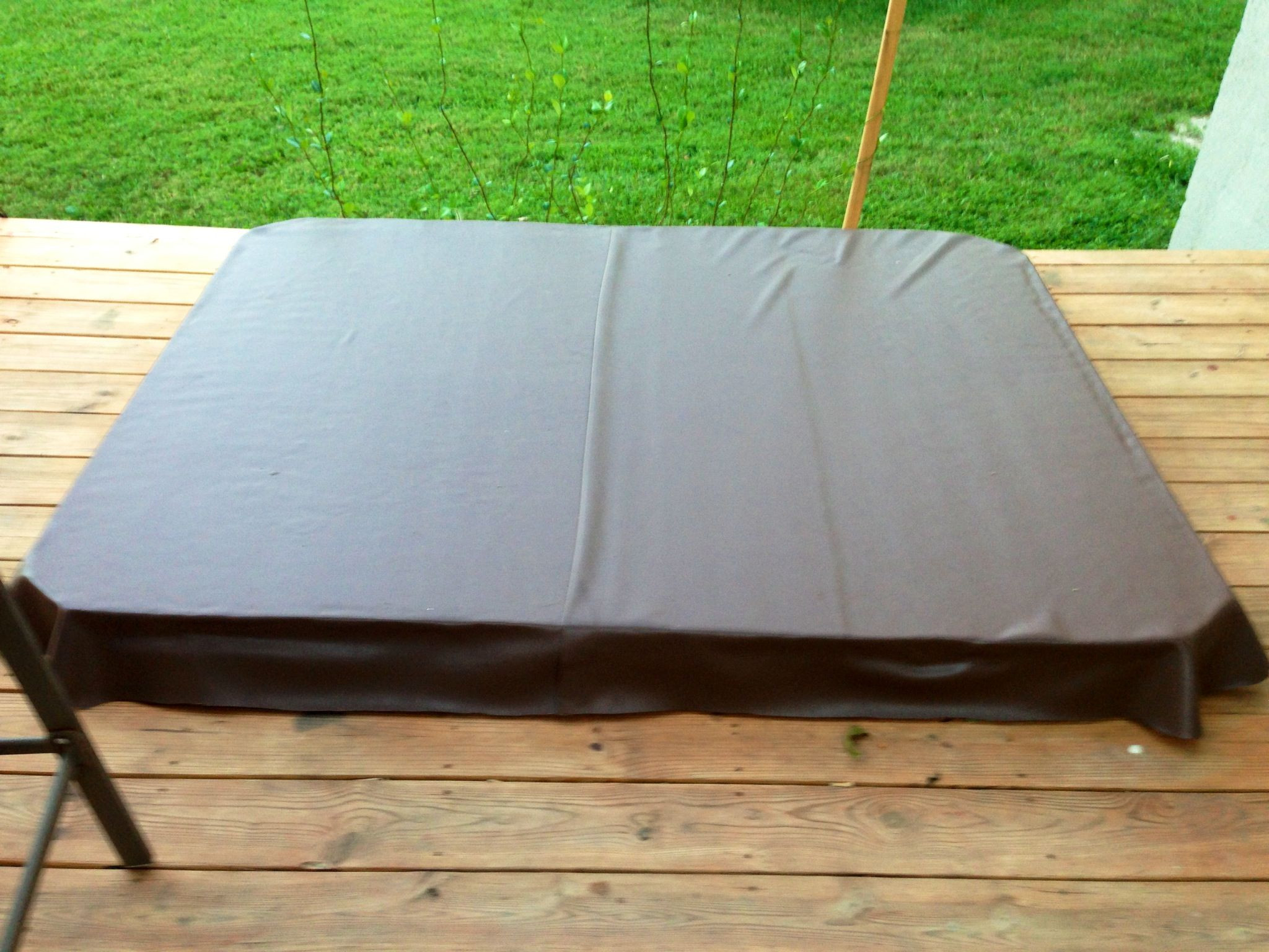 Best ideas about DIY Hot Tub Cover
. Save or Pin DIY Hot tub cover 2" foam insulation wrapped in vinyl Now.