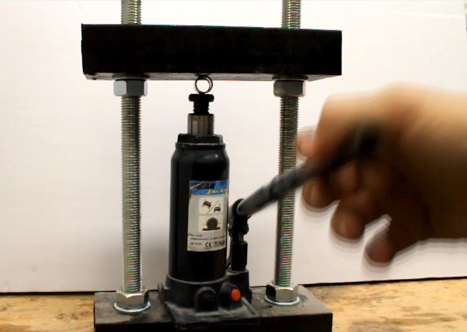 Best ideas about DIY Hydraulic Press
. Save or Pin DIY 5 Ton Hydraulic Press All Now.