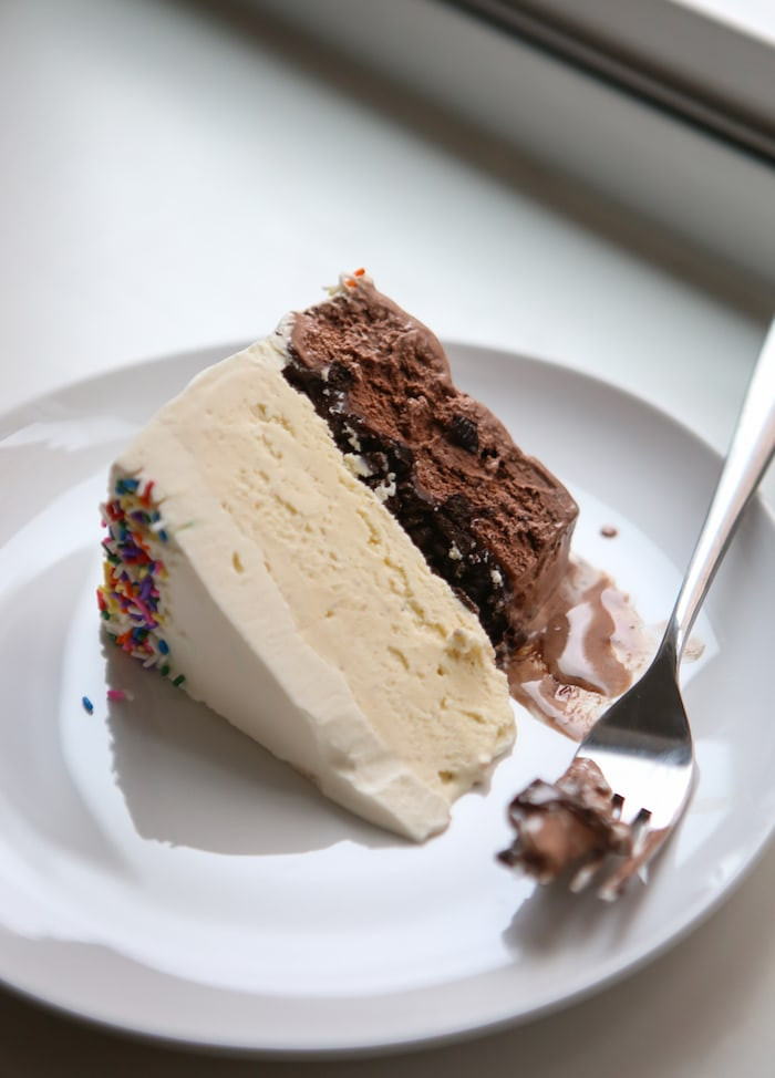 Best ideas about DIY Ice Cream Cake
. Save or Pin Homemade Ice Cream Cake Recipe Now.