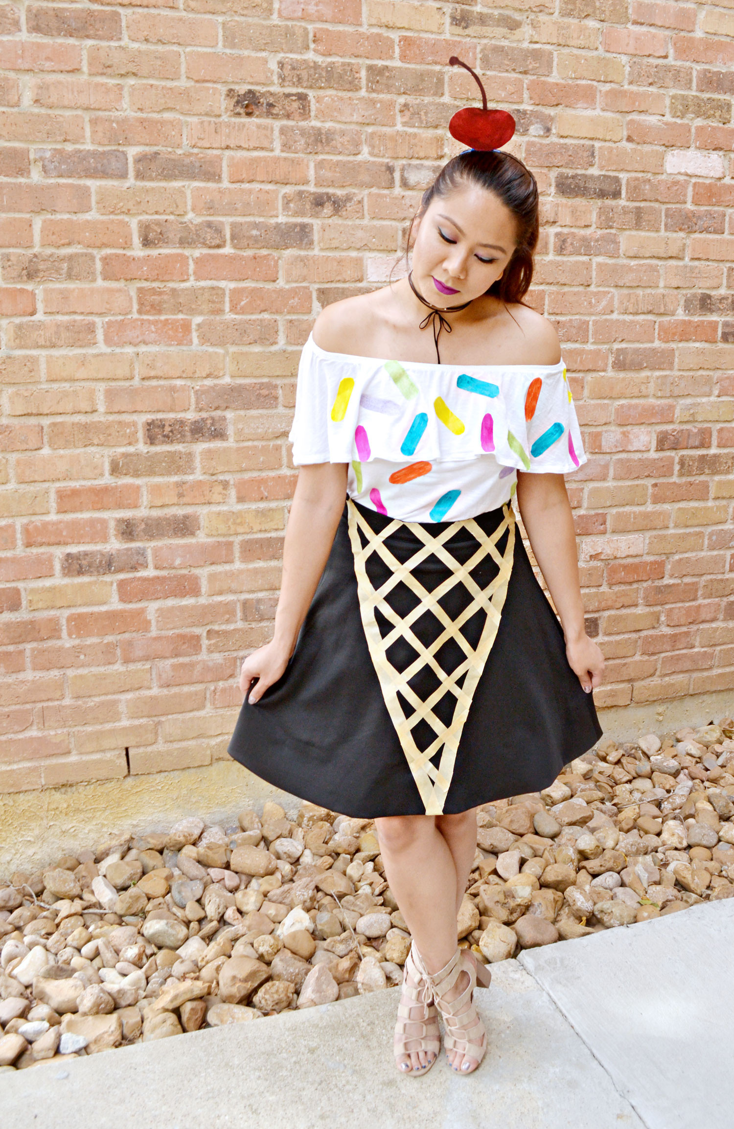 Best ideas about DIY Ice Cream Costume
. Save or Pin No Sew DIY Ice Cream Cone Halloween Costume • Beauty and Now.