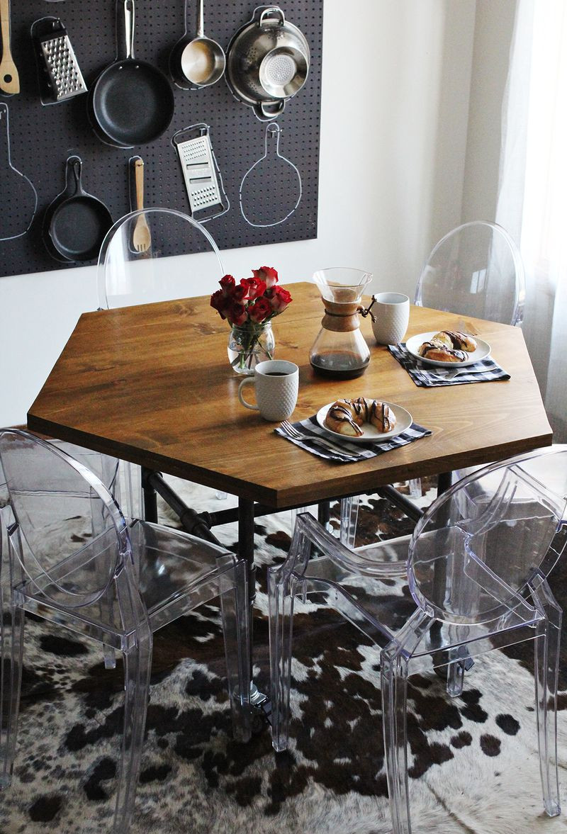 Best ideas about DIY Industrial Table
. Save or Pin DIY Honey b Table with Industrial Pipe Legs – A Now.