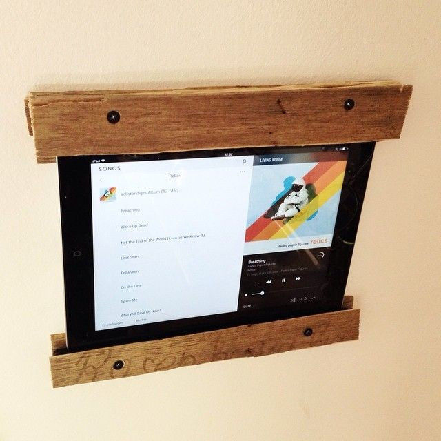 Best ideas about DIY Ipad Wall Mount
. Save or Pin iPad Wandhalterung für Küche aus alter Obstkiste diy Now.