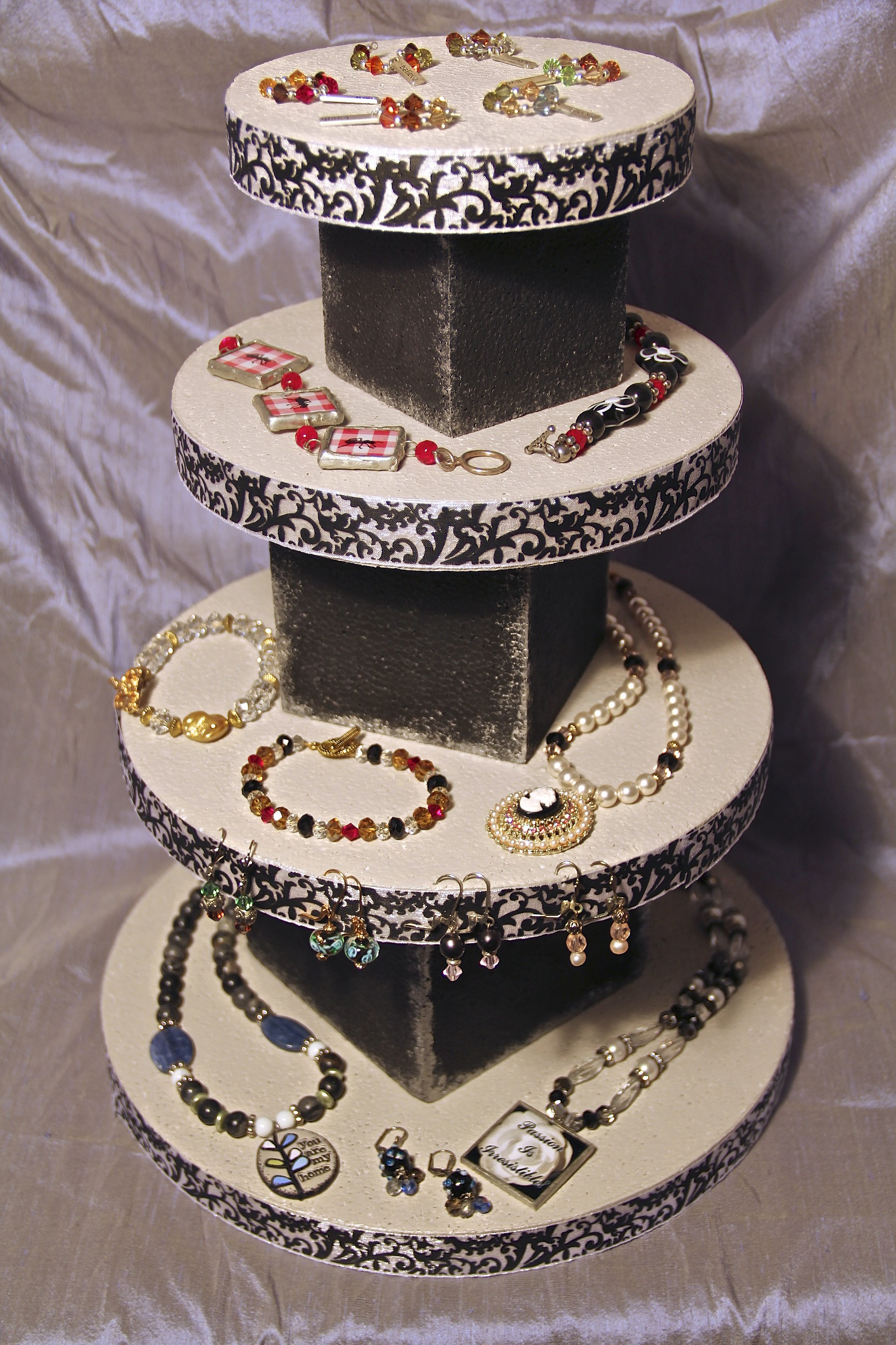 Best ideas about DIY Jewelry Display
. Save or Pin How to make your own jewelry displays Now.