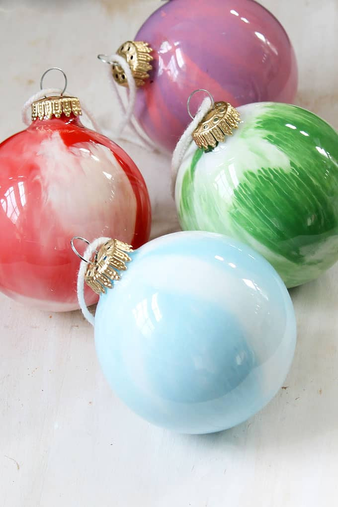 Best ideas about DIY Kid Friendly Christmas Ornaments
. Save or Pin PAINT SWIRL ORNAMENTS are a kid friendly Christmas craft Now.