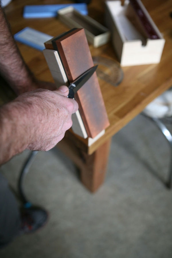 Best ideas about DIY Knife Sharpening Jig
. Save or Pin How to Build a DIY Knife Sharpening Jig Now.