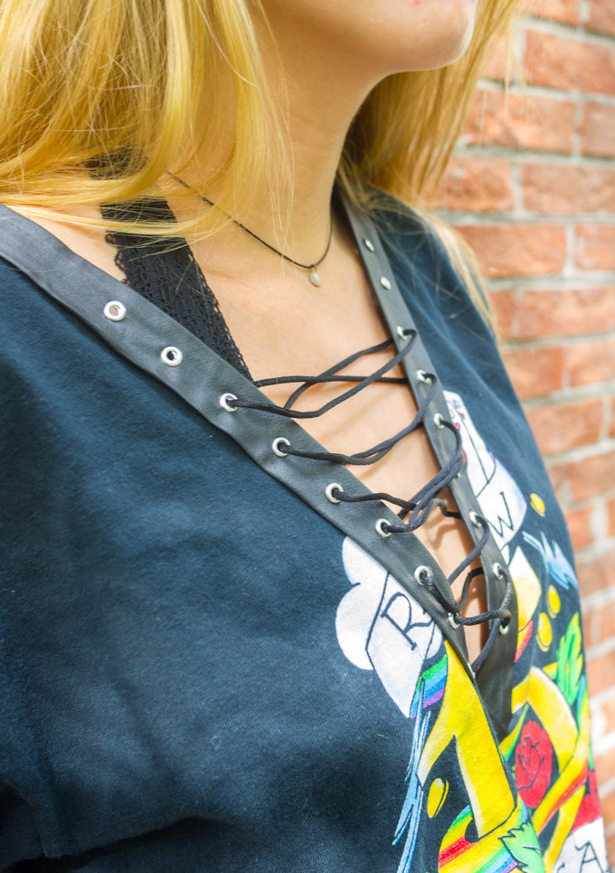 Best ideas about DIY Lace Up Shirt
. Save or Pin DIY Lace Up T Shirt is so very feminine and fashionable Now.