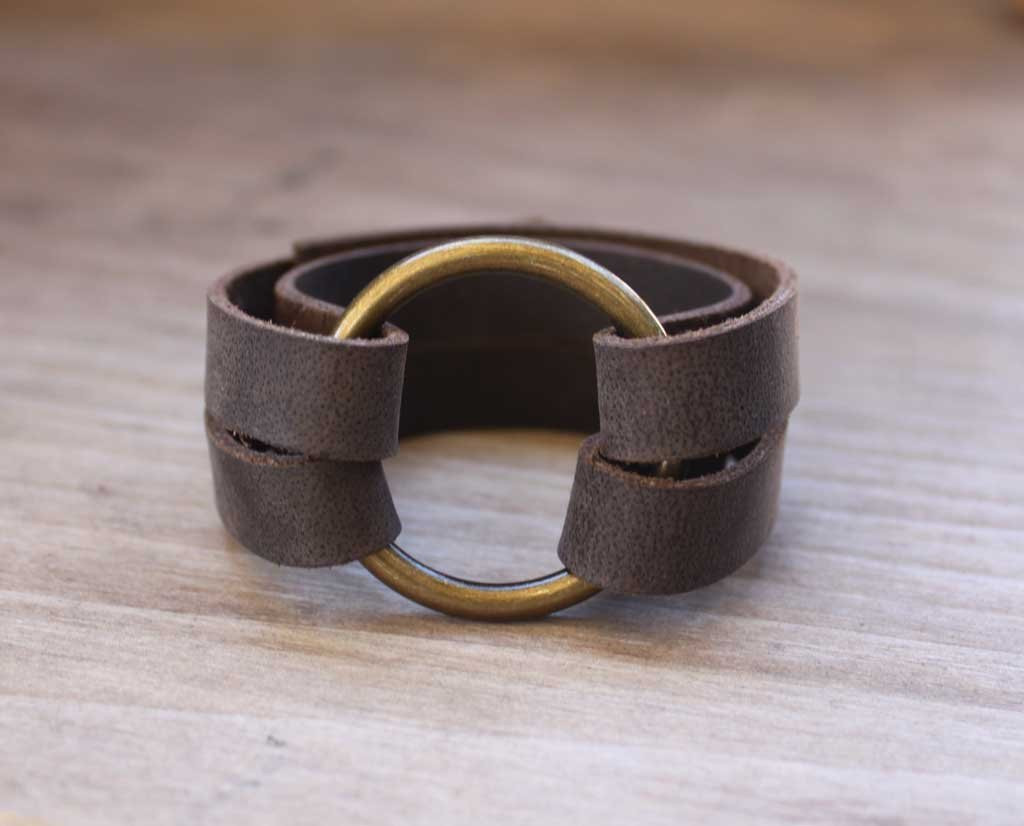 Best ideas about DIY Leather Bracelet
. Save or Pin DIY Leather O Ring Bracelet Inspired by Joanna Gaines Now.