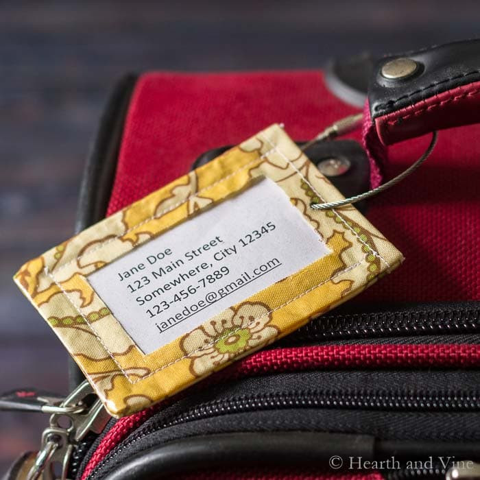Best ideas about DIY Luggage Tags
. Save or Pin DIY Luggage Tags Made From Your Favorite Fabrics Now.