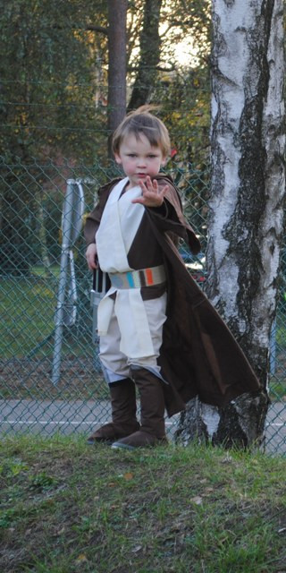 Best ideas about DIY Luke Skywalker Costume
. Save or Pin Pettey Family Now.