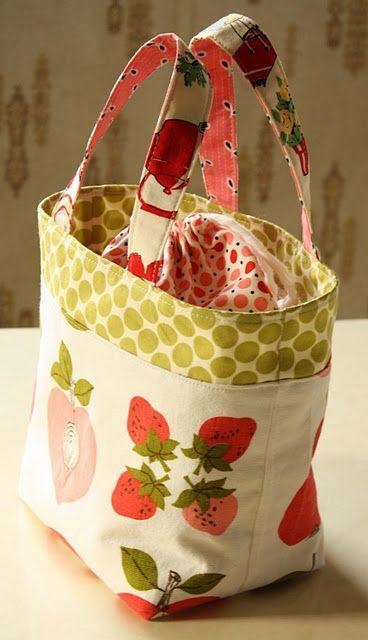Best ideas about DIY Lunch Bag
. Save or Pin DIY Lunch bag Tutorial This is an adorable lunch bag took Now.