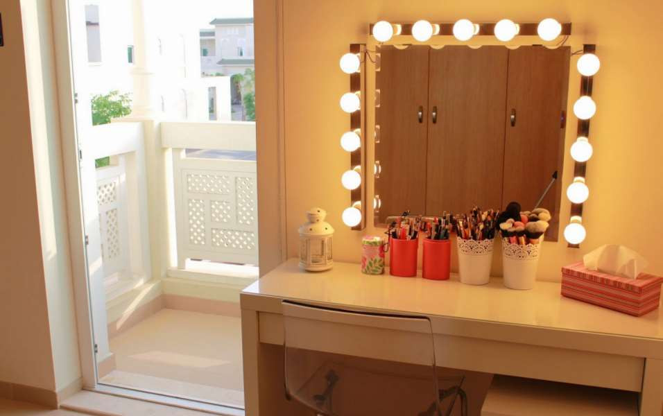 Best ideas about DIY Makeup Mirror
. Save or Pin DIY Vanity Mirror With Lights for Bathroom and Makeup Station Now.