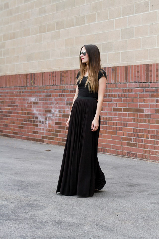 Best ideas about DIY Maxi Skirt
. Save or Pin 4 step DIY maxi skirt with optional slits Now.