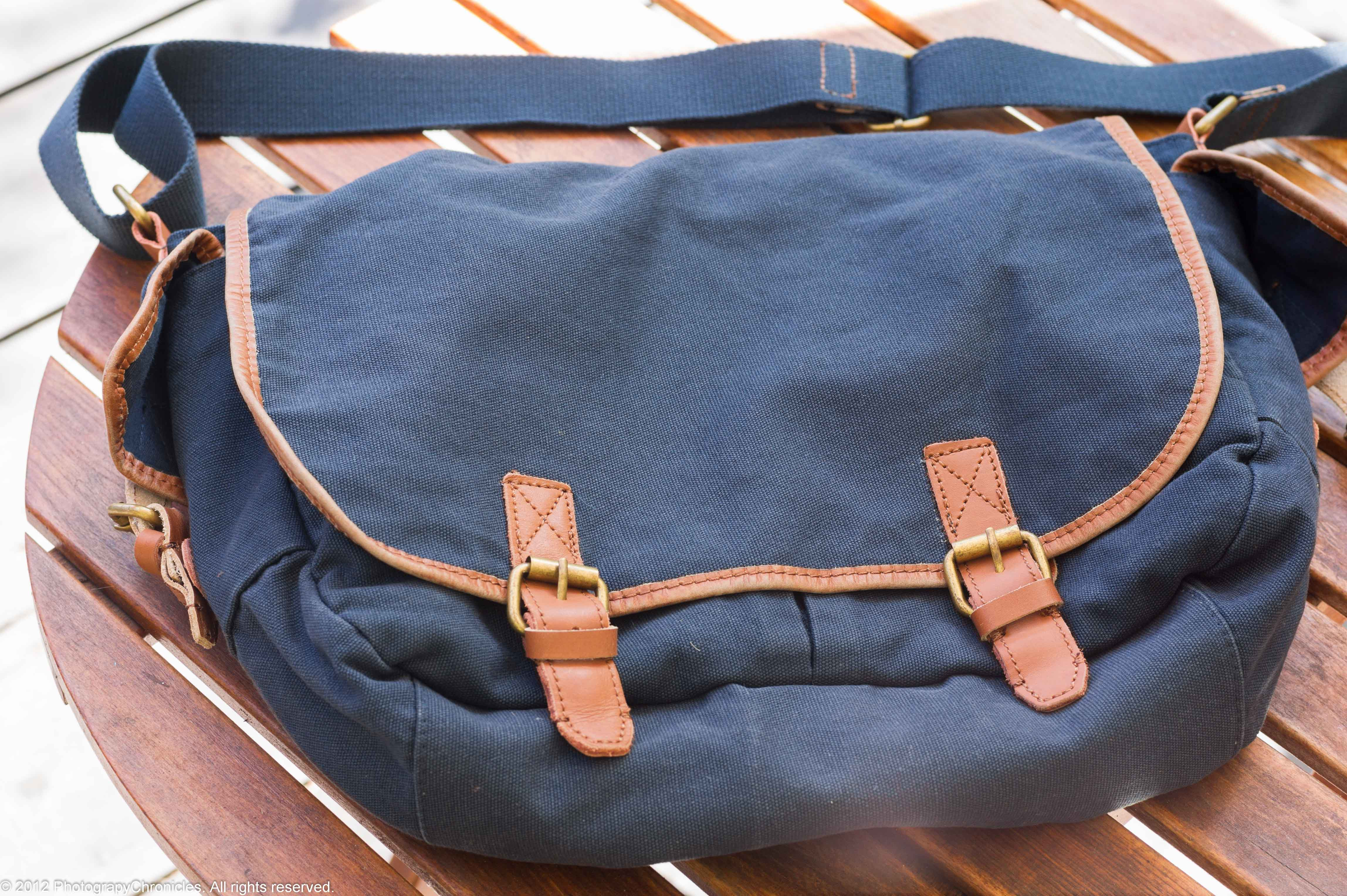 Best ideas about DIY Messenger Bag
. Save or Pin DIY Messenger Bag Padding XL Now.