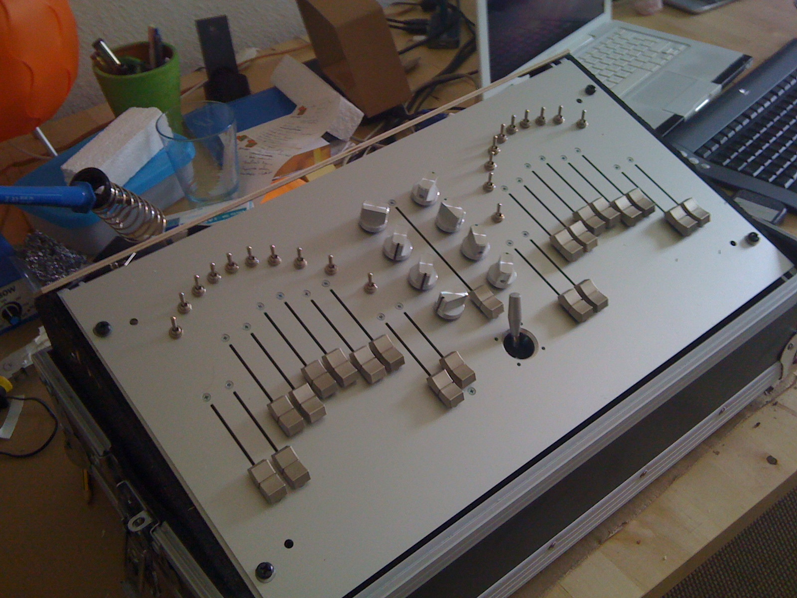 Best ideas about DIY Midi Controllers
. Save or Pin eno diy midi controller Now.