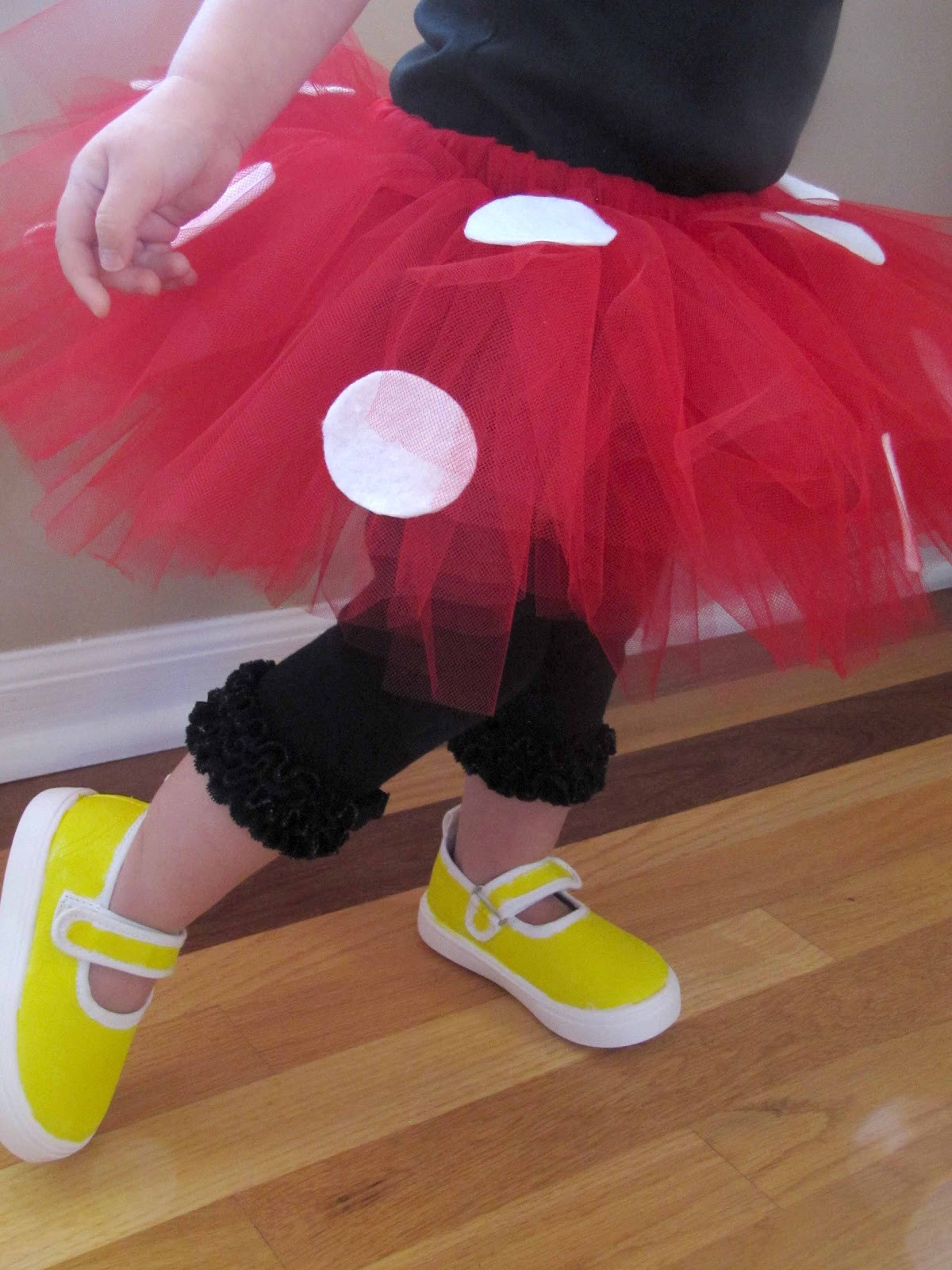 Best ideas about DIY Minnie Mouse Costume Tutu
. Save or Pin DIY Minnie Mouse Tutu Now.