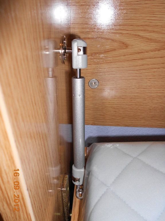 Best ideas about DIY Murphy Bed Gas Piston
. Save or Pin Cama abatible Now.