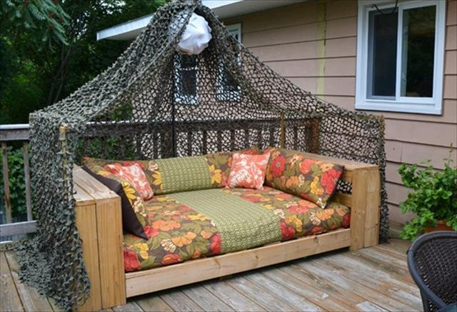 Best ideas about DIY Outdoor Bed
. Save or Pin 12 DIY Pallet Daybed Ideas Now.