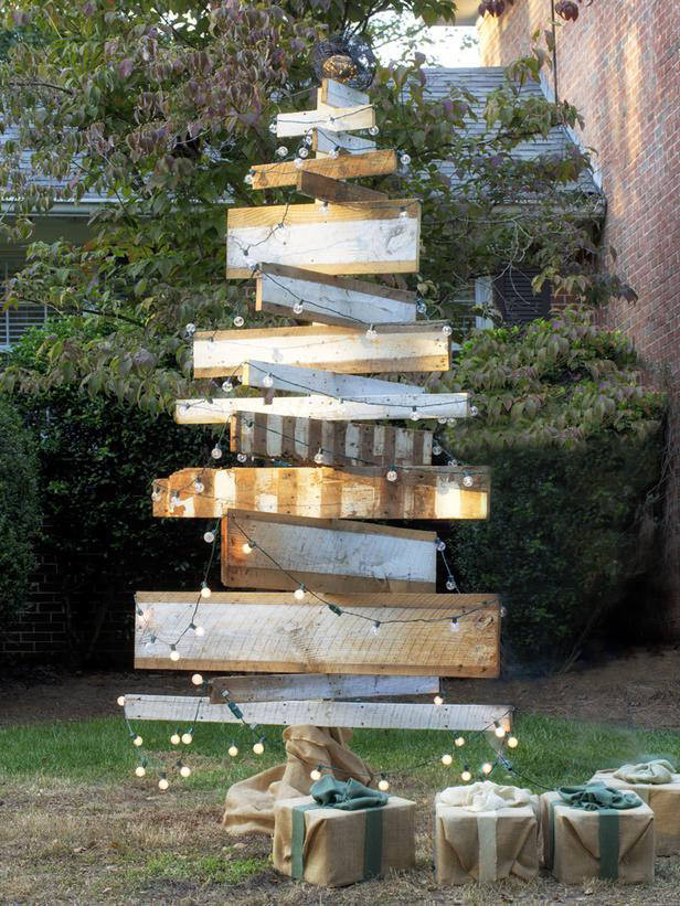 Best ideas about DIY Outdoor Decor
. Save or Pin DIY Outdoor Christmas Decorating Now.