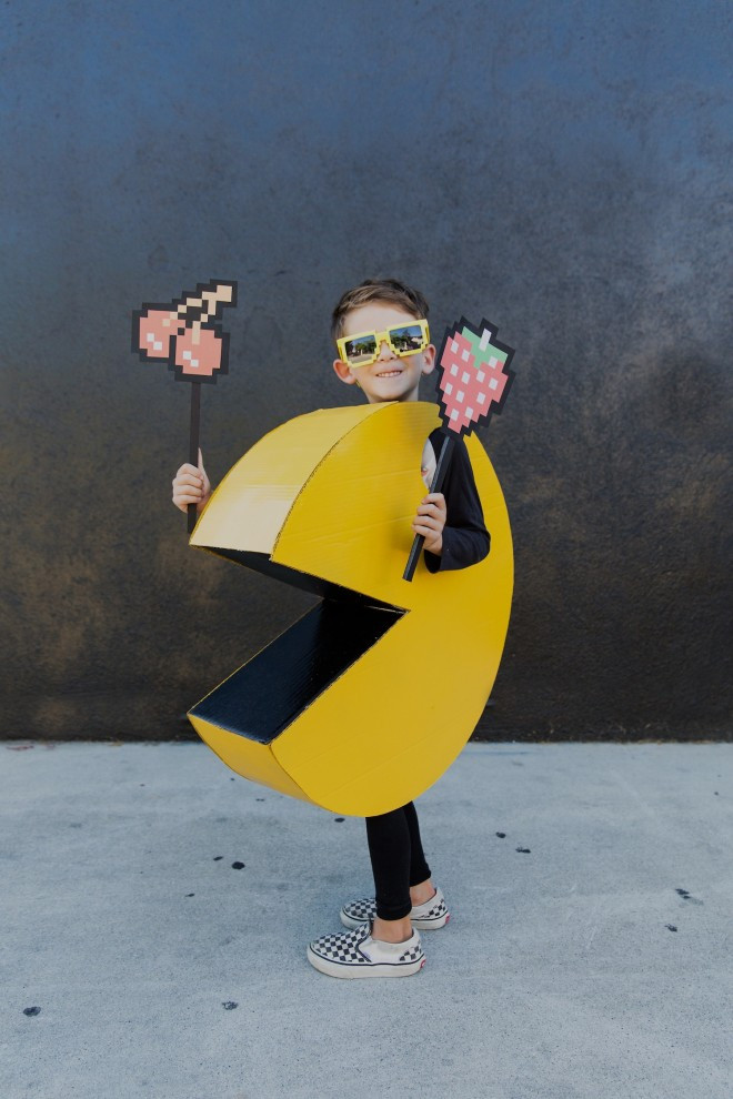 Best ideas about DIY Pac Man Costume
. Save or Pin DIY Kids PAC MAN Halloween Costume The Effortless Chic Now.