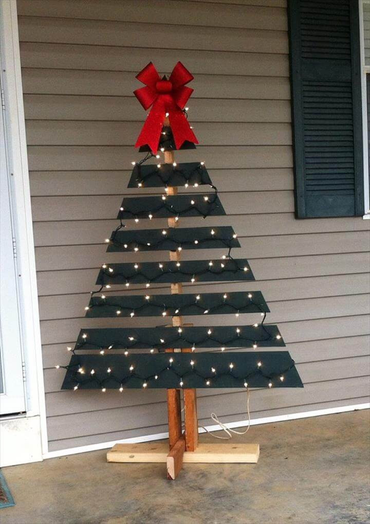 Best ideas about DIY Pallet Christmas Tree
. Save or Pin Pallet Tree with Lights Now.