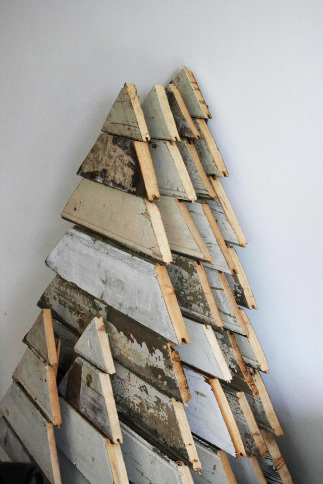 Best ideas about DIY Pallet Christmas Tree
. Save or Pin Turn A Wood Pallet Into A Christmas Tree Now.