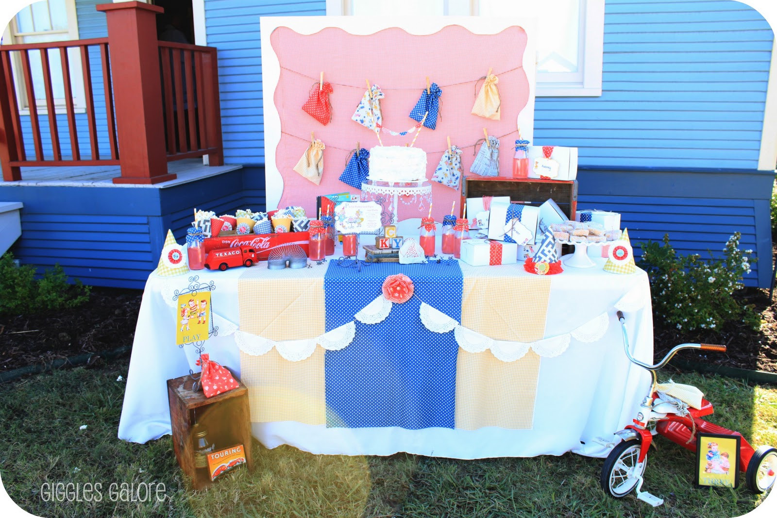 Best ideas about DIY Party Backdrop
. Save or Pin Party Backdrop DIY Frame Now.