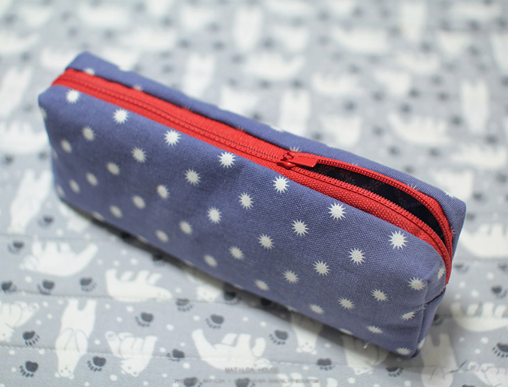 Best ideas about DIY Pencil Pouch
. Save or Pin DIY Pencil Pouch Tutorials with Pattern Пенал для Now.