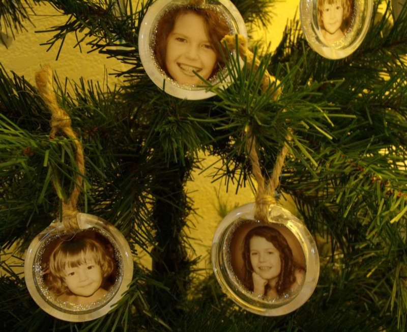 Best ideas about DIY Photo Ornament
. Save or Pin Bargain Frame Ornament — DIY Ornament 15 Now.