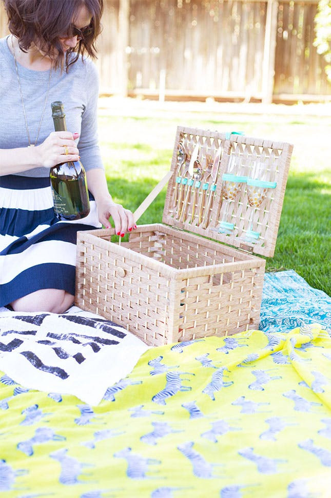 Best ideas about DIY Picnic Basket
. Save or Pin 16 30th Birthday Ideas for the Perfect Picnic Party Now.