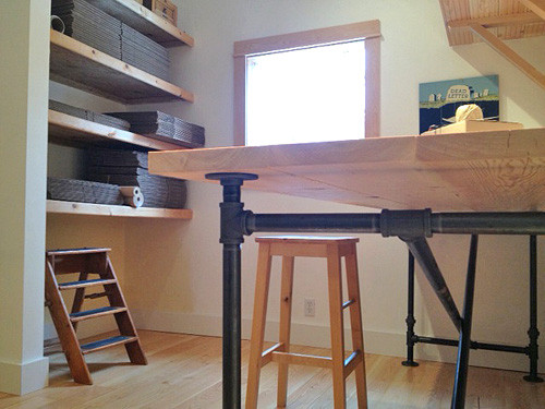 Best ideas about DIY Plumbing Pipe Table
. Save or Pin Cafe Cartolina New Shipping room and a DIY table for you Now.