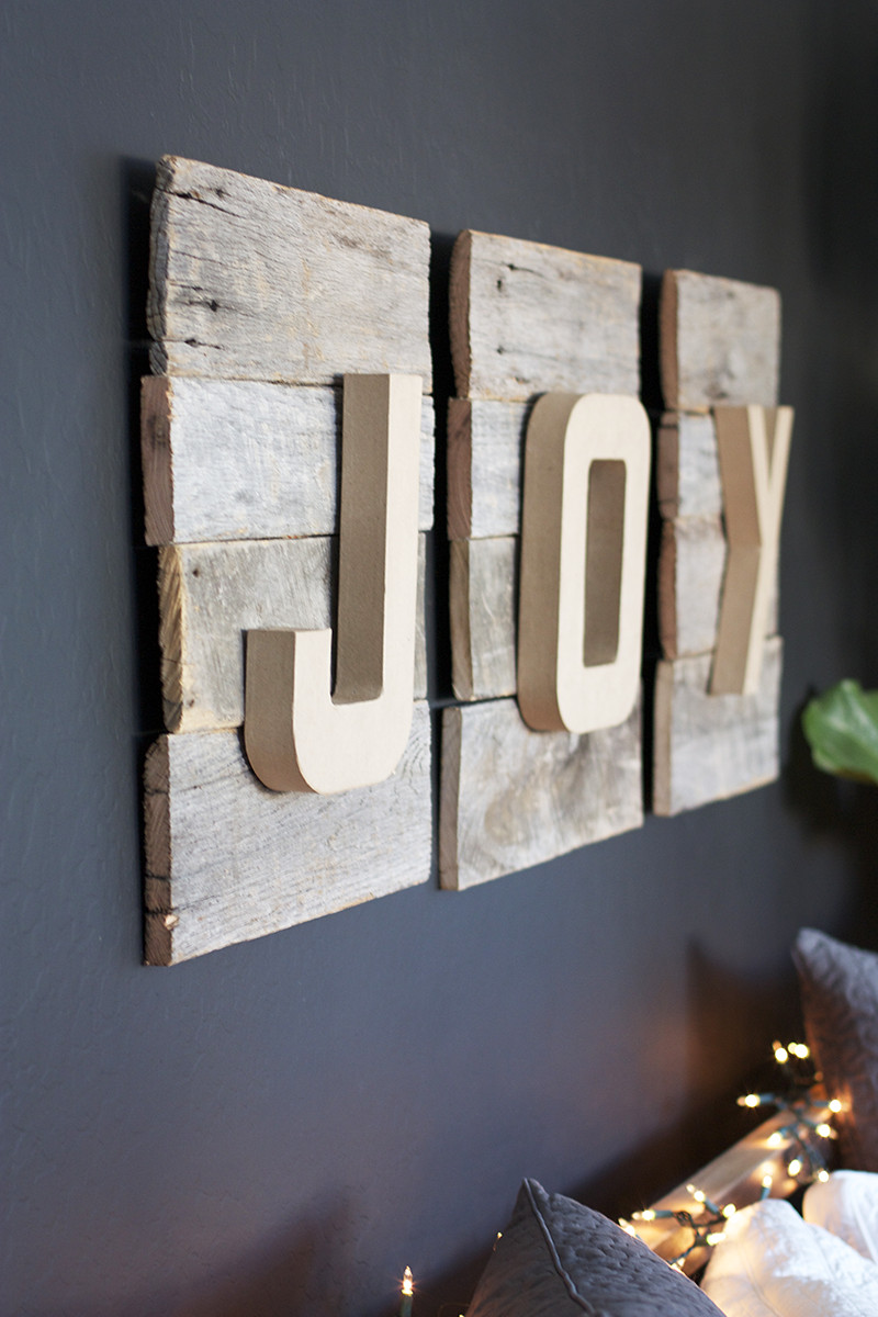 Best ideas about DIY Reclaimed Wood
. Save or Pin Reclaimed Wood DIY Christmas Sign — Kristi Murphy Now.