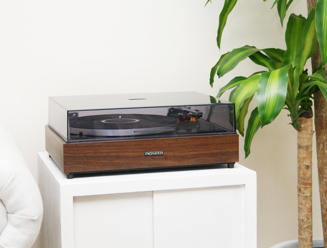 Best ideas about DIY Record Player
. Save or Pin DIY Record Player Stand Makeover Now.