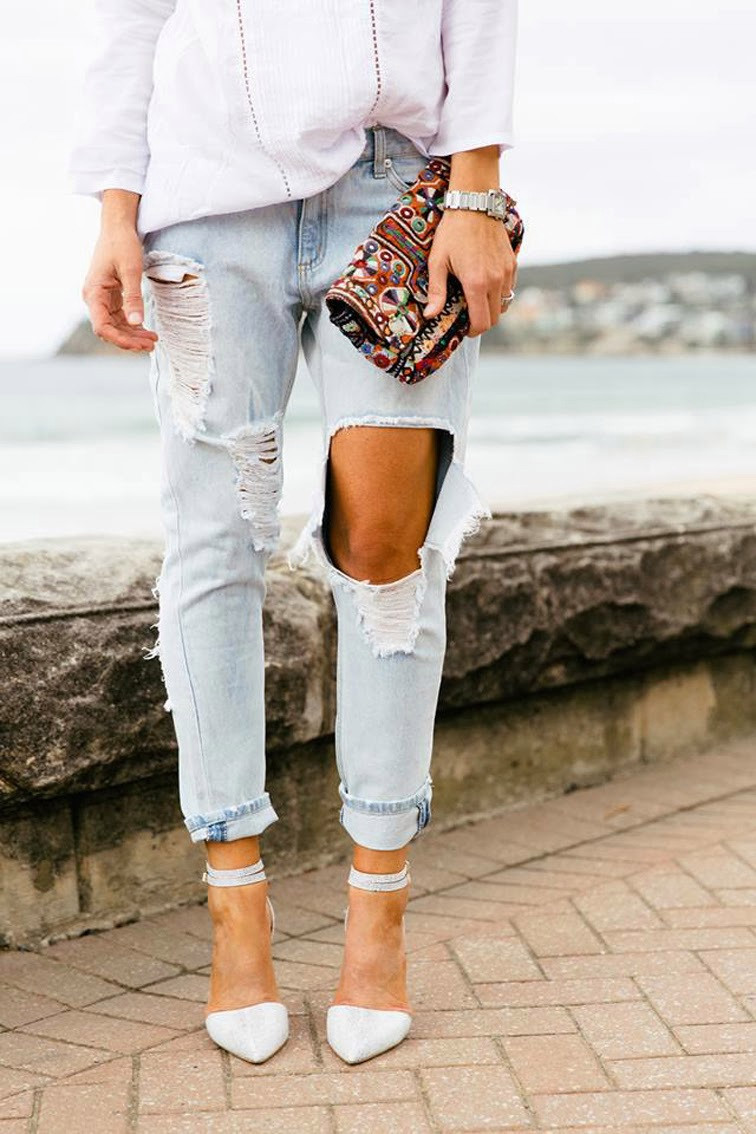 Best ideas about DIY Ripped Jeans
. Save or Pin DIY RIPPED JEANS SARA ELMAN Now.
