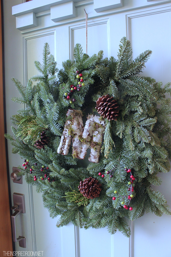 Best ideas about DIY Rustic Christmas Decor
. Save or Pin 14 Amazing DIY Rustic Christmas Decorations Style Motivation Now.