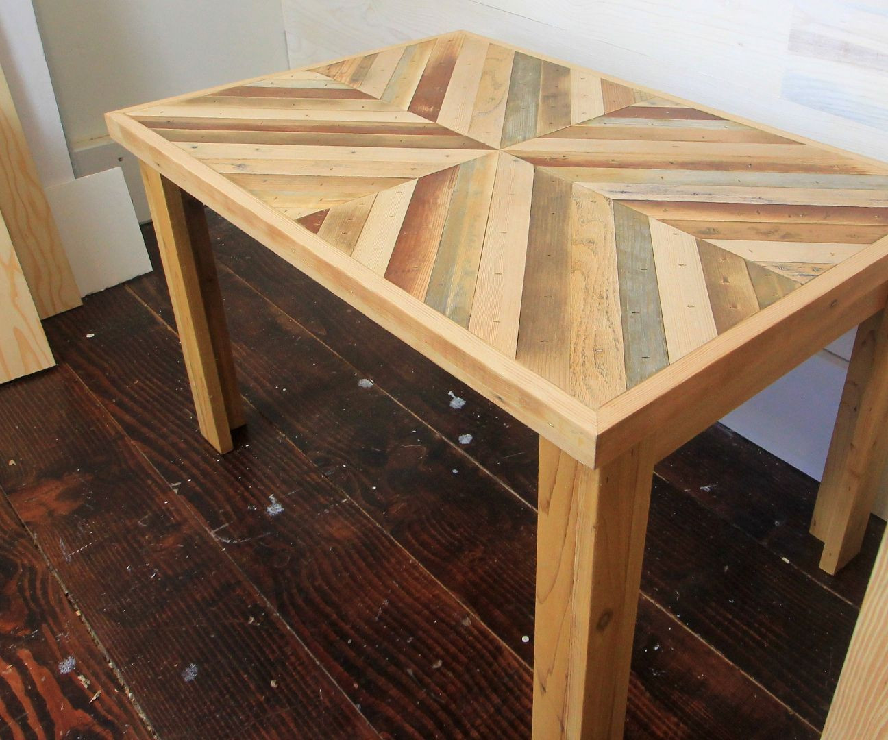 Best ideas about DIY Rustic Tables
. Save or Pin DIY Rustic Style Coffee Table with Reclaimed Wood Now.