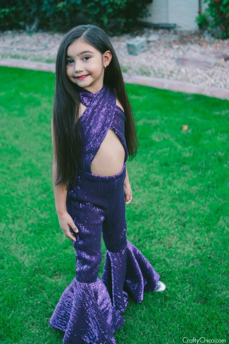 Best ideas about DIY Selena Quintanilla Costume
. Save or Pin Best 25 Selena costume ideas on Pinterest Now.