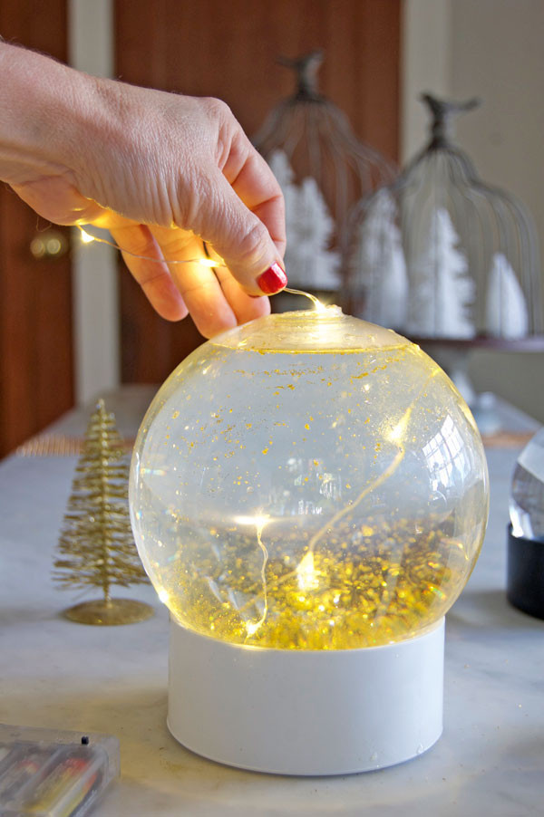 Best ideas about DIY Snow Globe
. Save or Pin MAKE YOUR OWN REAL SNOW GLOBE Now.